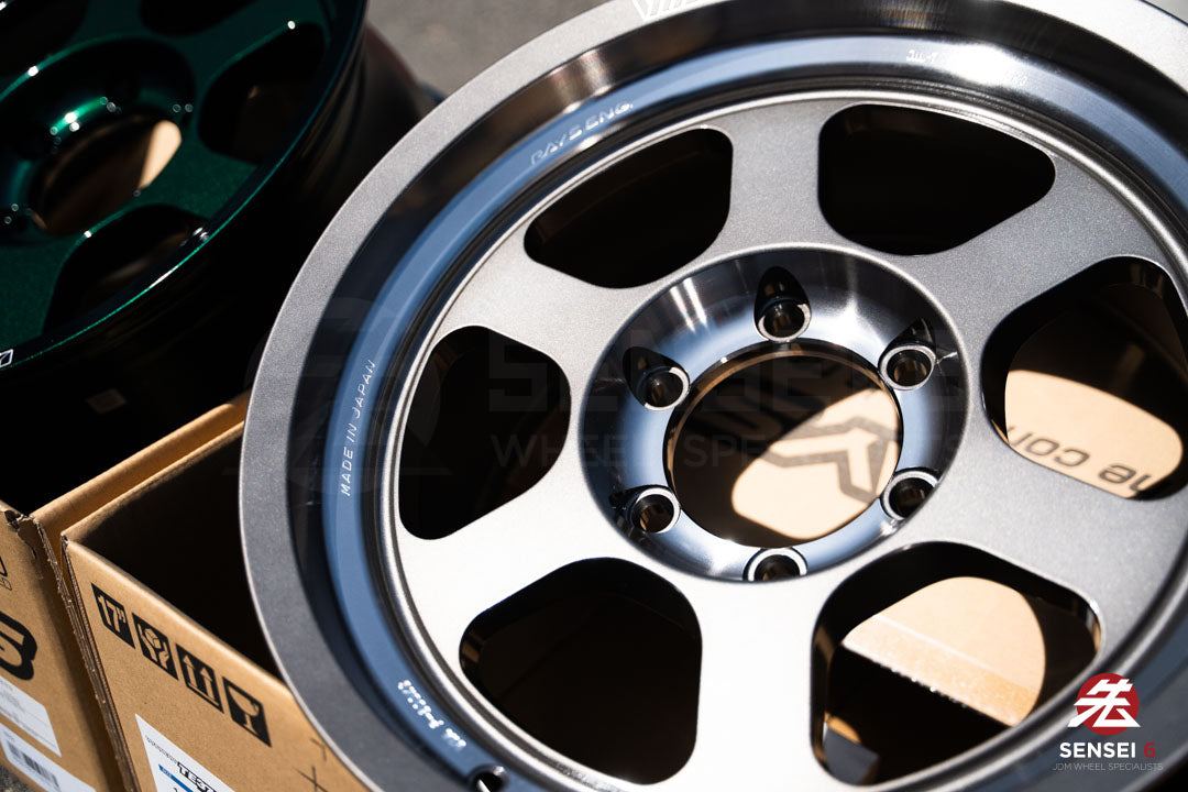 Volk TE37XT SL M-Spec / 17x8.5 +15 / 6x139.7 / Pressed Graphite (PG)