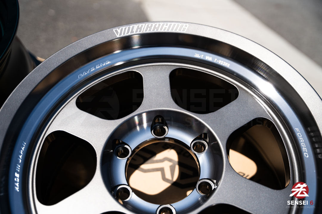 Volk TE37XT SL M-Spec / 17x8.5 +15 / 6x139.7 / Pressed Graphite (PG)