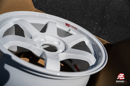 Volk TE37SL / 17x9.5 +45 / 5x114.3 / Dash White (DW)
