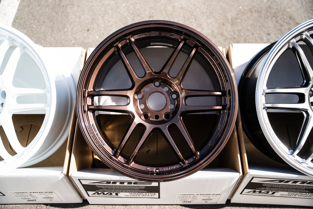 AME Tracer TM02 / 18x9.5 +37 / 5x120 / Deep Bronze