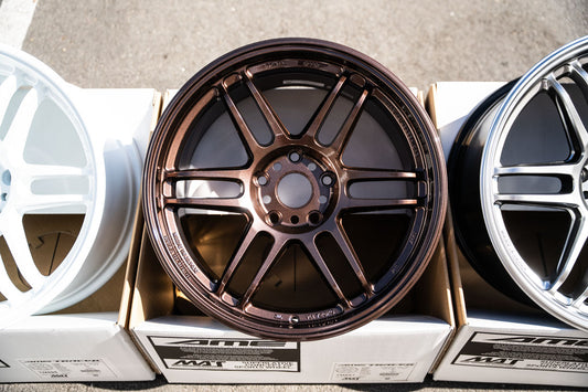AME Tracer TM02 / 18x9.5 +37 / 5x120 / Deep Bronze