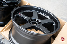 Load image into Gallery viewer, Nismo LMGT4 / 19x10.5 +15 / 5x114.3 / Matte GunBlack (MG)
