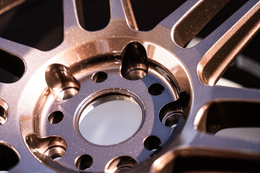 AME Tracer TM02 / 18x9.5 +37 / 5x120 / Deep Bronze