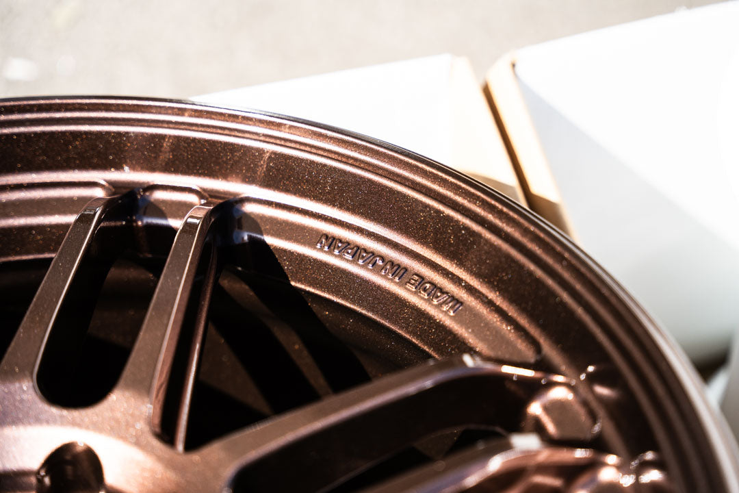 AME Tracer TM02 / 18x9.5 +37 / 5x120 / Deep Bronze