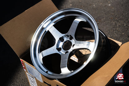 Advan GT Beyond-R / 18x9.5 +38 / 5x114.3 / Machining & Diamond Cut (MDC)