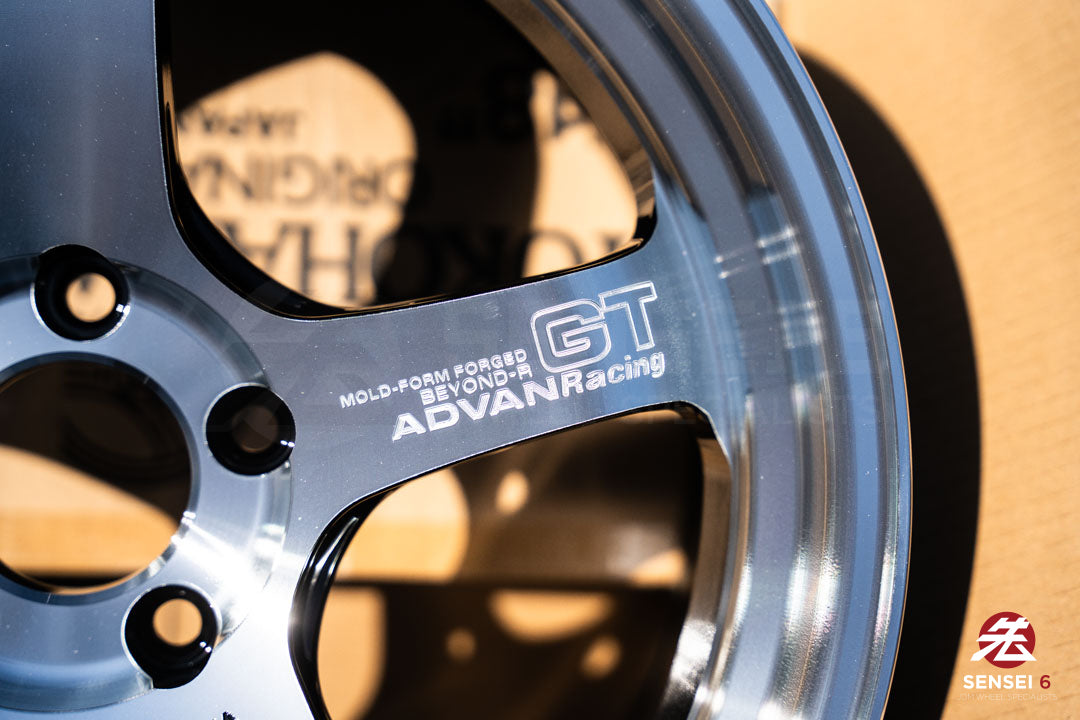 Advan GT Beyond-R / 18x9.5 +38 / 5x114.3 / Machining & Diamond Cut (MDC)