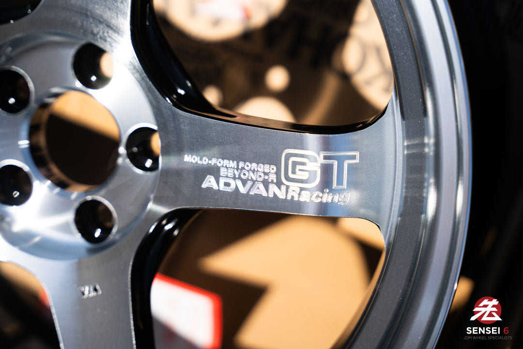 Advan GT Beyond-R / 18x9.5 +45 / 5x100 / Machining & Diamond Cut (MDC)