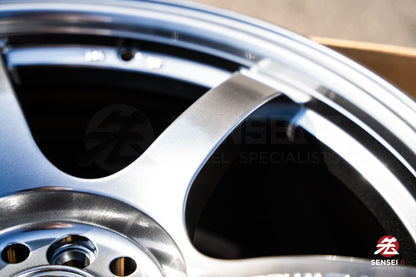 Gram Lights 57DR / 18x9.5 +38 / 5x100 / Grace Silver (GT)