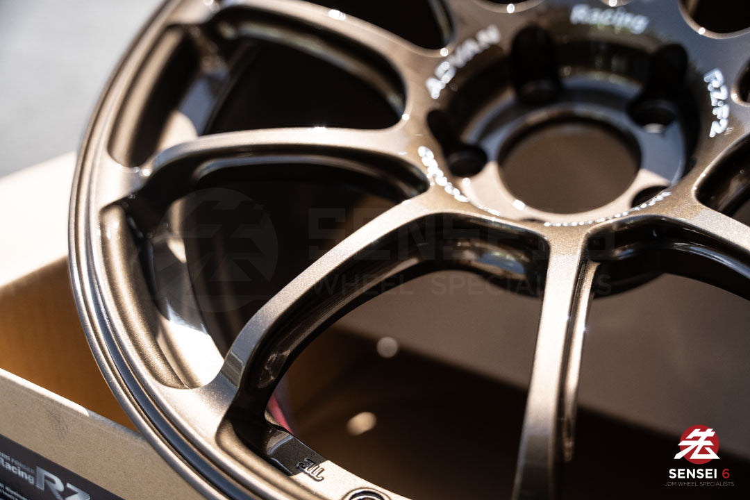 Advan RZ-F2 / 18x10 +40 / 5x114.3 / Bronce Racing Umber