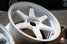 Load image into Gallery viewer, Volk TE37SL / 19x9.5 +22, 19x10.5 +35 / 5x112 / Dash White
