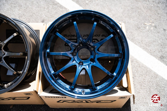 Volk CE28SL / 18x10 +25 / 5x120 / Mag Blue (BL)