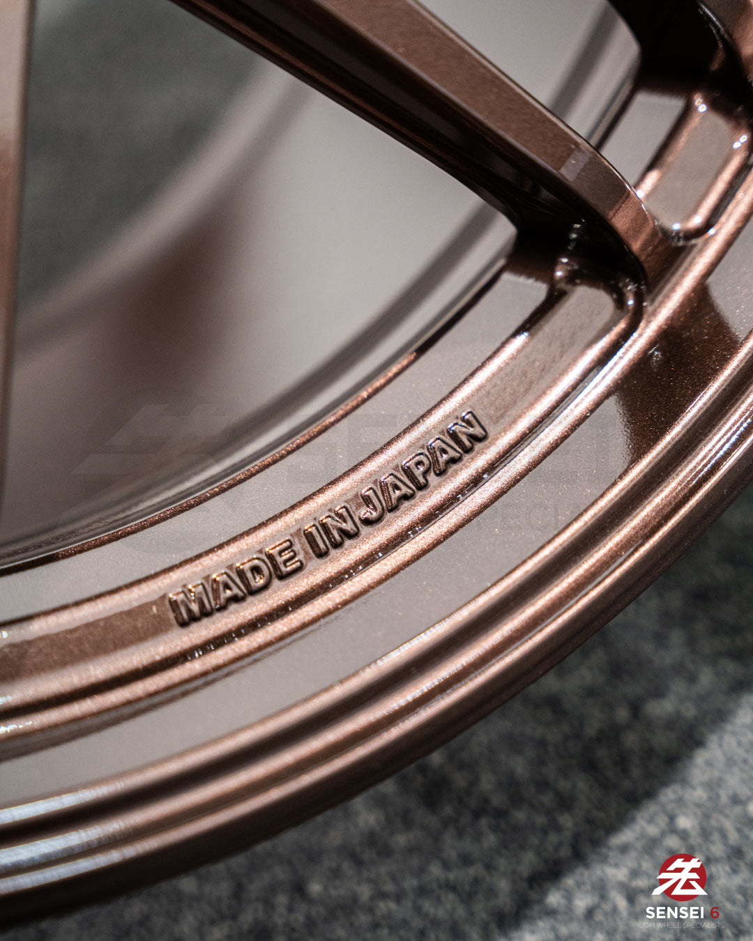 AME Tracer TM02 / 18x9.5 +37 / 5x120 / Deep Bronze