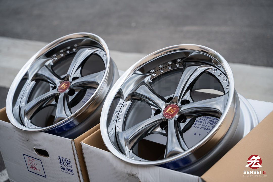 Work VSKF# / 18x9.5 +22, 18x9.5 +21 / 5x114.3 / Brilliant Silver Black (BSB)