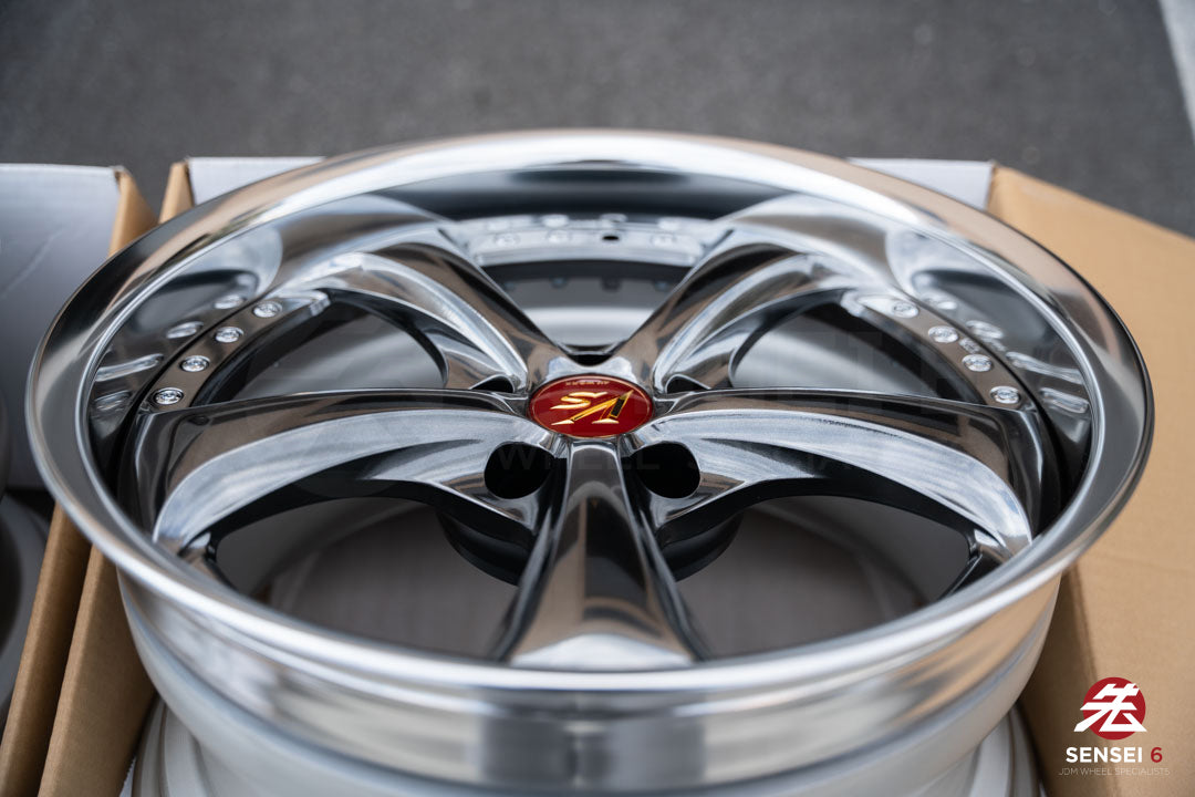 Work VSKF# / 18x9.5 +22, 18x9.5 +21 / 5x114.3 / Brilliant Silver Black (BSB)