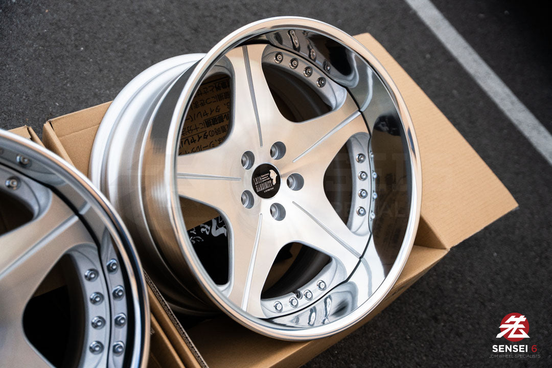 Leon Hardiritt Orden CV / 19x10 -5, 19x11 -6 / 5x114.3 / Diamond Cut