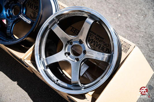 Advan GT Beyond / 18x9.5 +45 / 5x114.3 / Mecanizado y Competición Hyper Black (MHB)