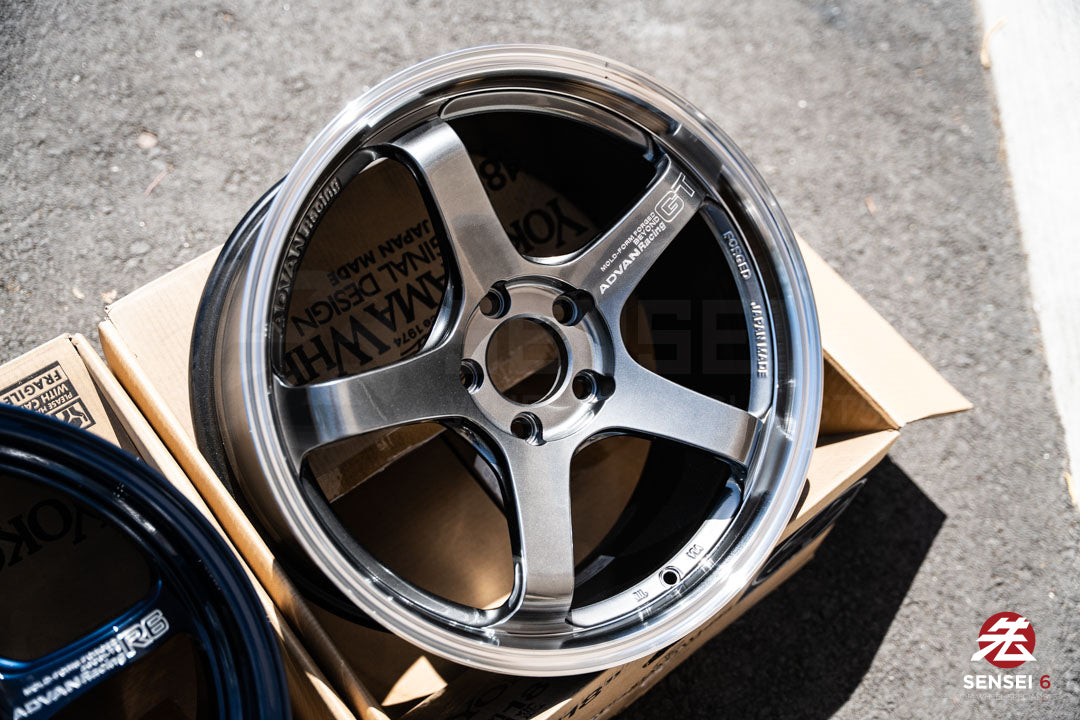 Advan GT Beyond / 18x9.5 +45 / 5x114.3 / Mecanizado y Competición Hyper Black (MHB)