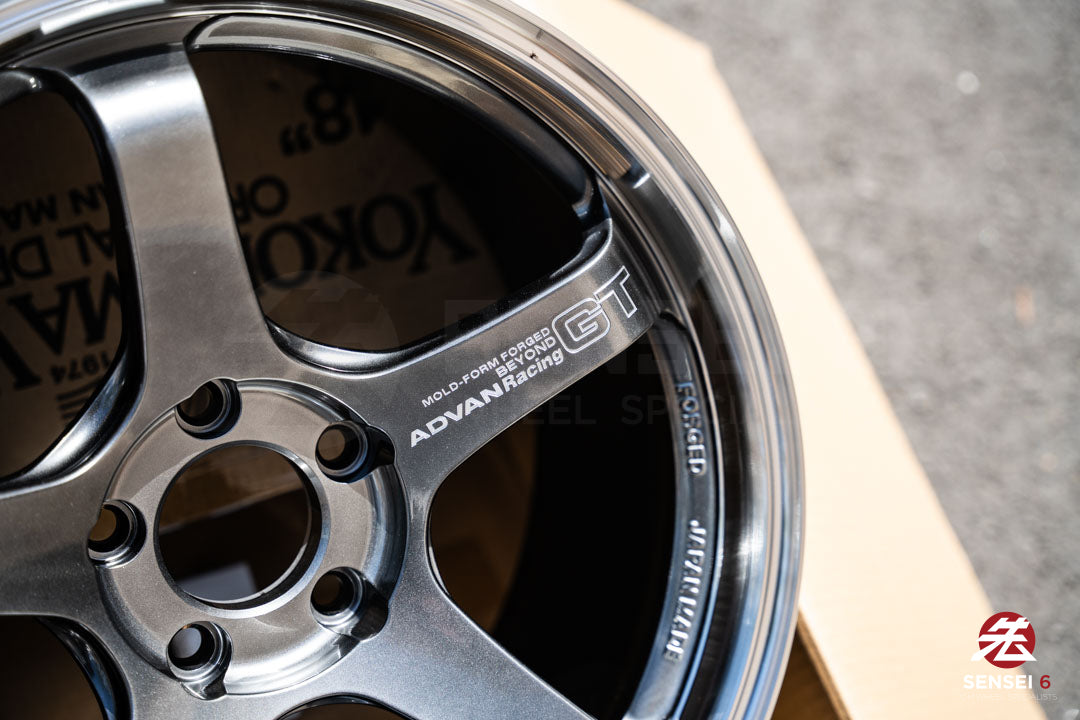 Advan GT Beyond / 18x9.5 +45 / 5x114.3 / Mecanizado y Competición Hyper Black (MHB)
