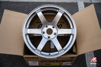 Volk TE37 Saga S-Plus / 18x10 +40 / 5x120 / Diamond Silver (DS)