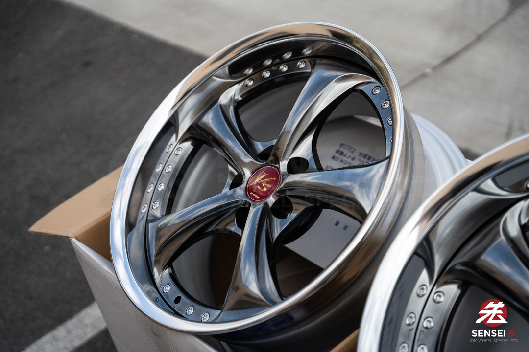 Work VSKF# / 18x9 +16, 18x10 +21 / 5x114.3 / Brilliant Silver Black (BSB)