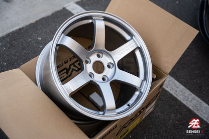 Volk TE37 Saga S-Plus / 18x10 +40 / 5x120 / Diamond Silver (DS)