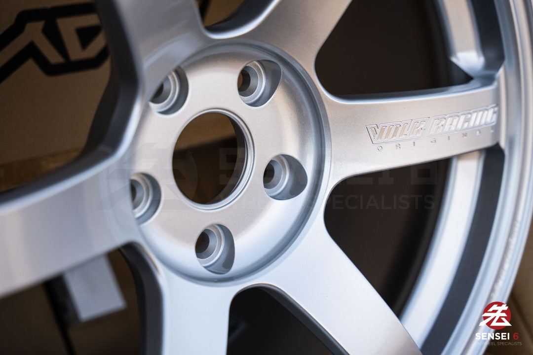 Volk TE37 Saga S-Plus / 18x10 +40 / 5x120 / Diamond Silver (DS)