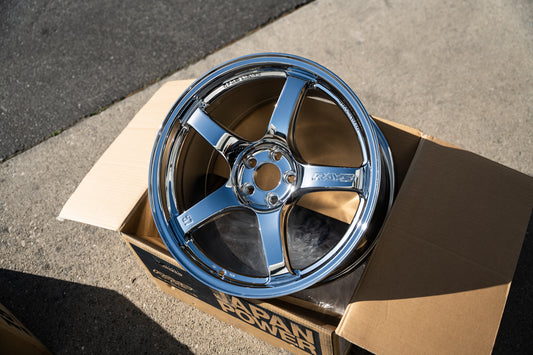 グラムライト 57CR / 18x9.5 +38 / 5x114.3 / クローム