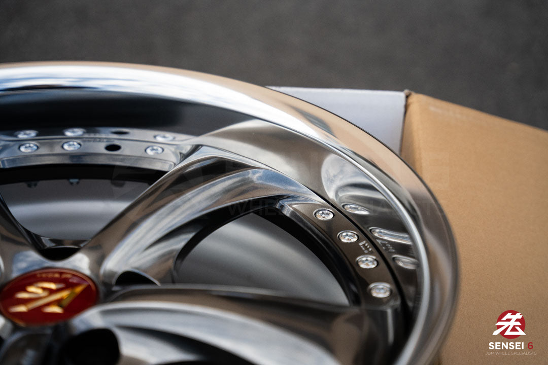 Work VSKF# / 18x9 +16, 18x10 +21 / 5x114.3 / Brilliant Silver Black (BSB)