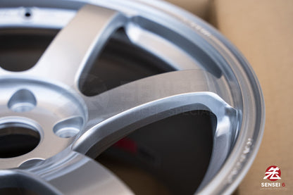 Volk TE37 Saga S-Plus / 18x10 +40 / 5x120 / Diamond Silver (DS)