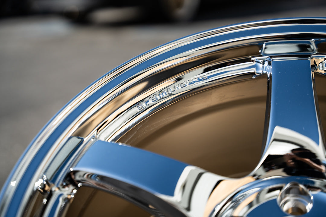 グラムライト 57CR / 18x9.5 +38 / 5x114.3 / クローム