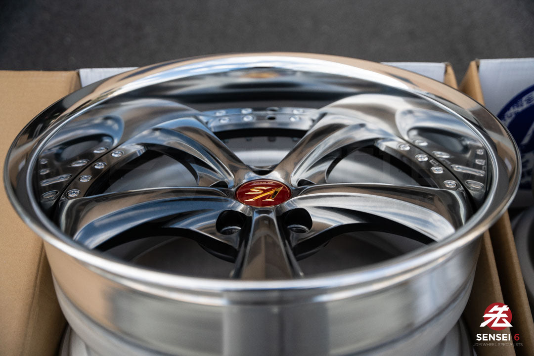 Work VSKF# / 18x9 +16, 18x10 +21 / 5x114.3 / Brilliant Silver Black (BSB)