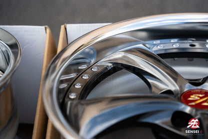 Work VSKF# / 18x9 +16, 18x10 +21 / 5x114.3 / Brilliant Silver Black (BSB)