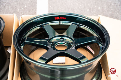 Volk TE37SL / 19x9.5 +21, 19x10.5 +22 / 5x120 / Racing Green (IG)