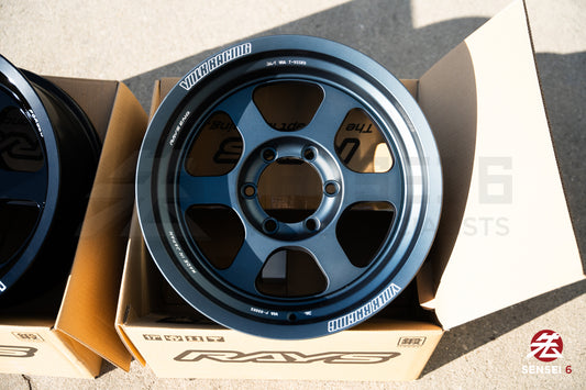 Volk TE37XT M-Spec / 17x8.5-10 / 6x139.7 / Azul mate metalizado