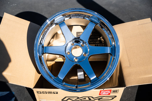 Volk TE37SL / 19x9.5 +22、19x10.5 +35 / 5x112 / クローム