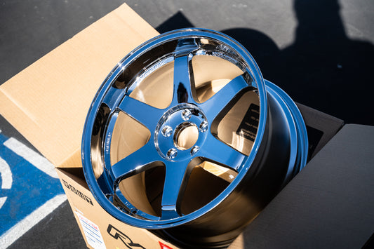 Volk TE37SL / 19x9.5 +22、19x10.5 +35 / 5x112 / クローム