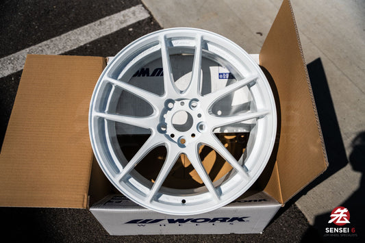 Work Emotion CR Shigoku / 18x9.5 +38 / 5x114.3 / Ice White (ICW)