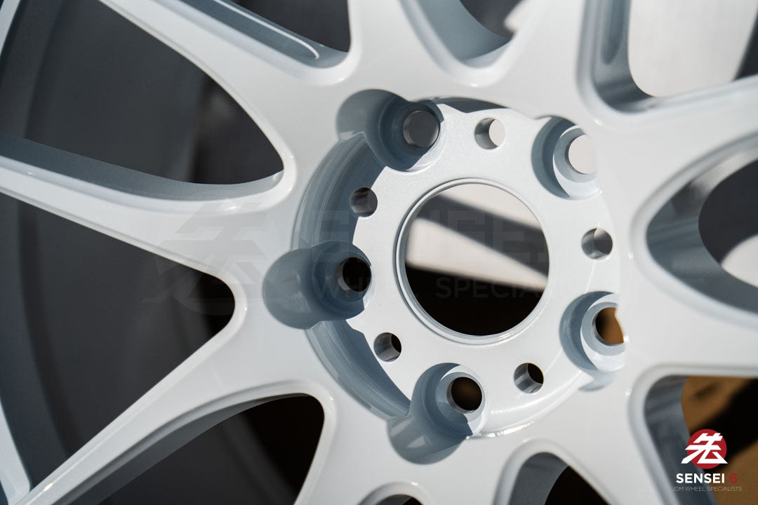 Work Emotion CR Shigoku / 18x9.5 +38 / 5x114.3 / Ice White (ICW)