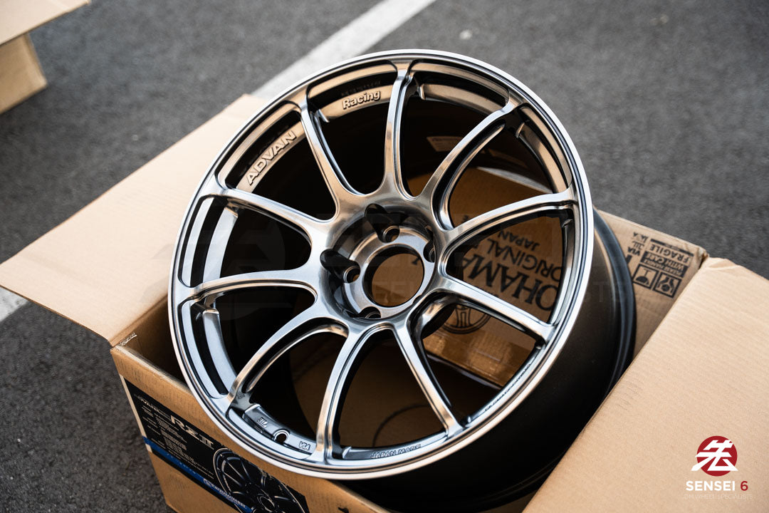 Advan RZII / 18x10 +25 / 5x114.3 / Racing Hyper Black & Ring (HBR)