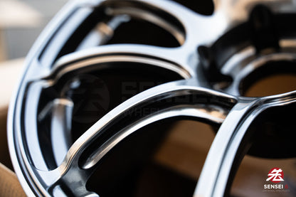 Advan RZII / 18x10 +25 / 5x114.3 / Racing Hyper Black & Ring (HBR)