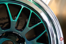 Load image into Gallery viewer, Volk 21A / 18x9.5 +22 / 5x120 / Racing Green Rim DC (IG)
