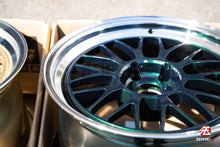 Load image into Gallery viewer, Volk 21A / 18x9.5 +22 / 5x120 / Racing Green Rim DC (IG)
