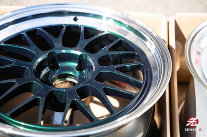 Volk 21A / 18x9.5 +22 / 5x120 / Racing Green Rim DC (IG)