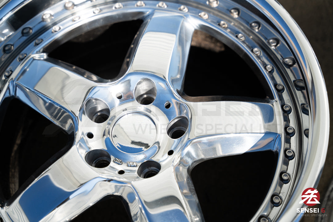 17インチ スターンビースト（中古ホイール）/ 5x114.3 / 17x10 +27 / ハイポリッシュ