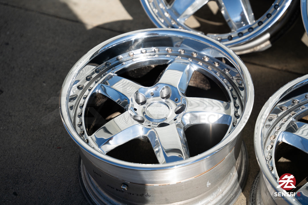 17インチ スターンビースト（中古ホイール）/ 5x114.3 / 17x10 +27 / ハイポリッシュ