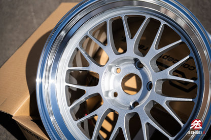Volk 21A / 18x10.5 +22 / 5x120 / Diamond Silver Rim DC (DS)