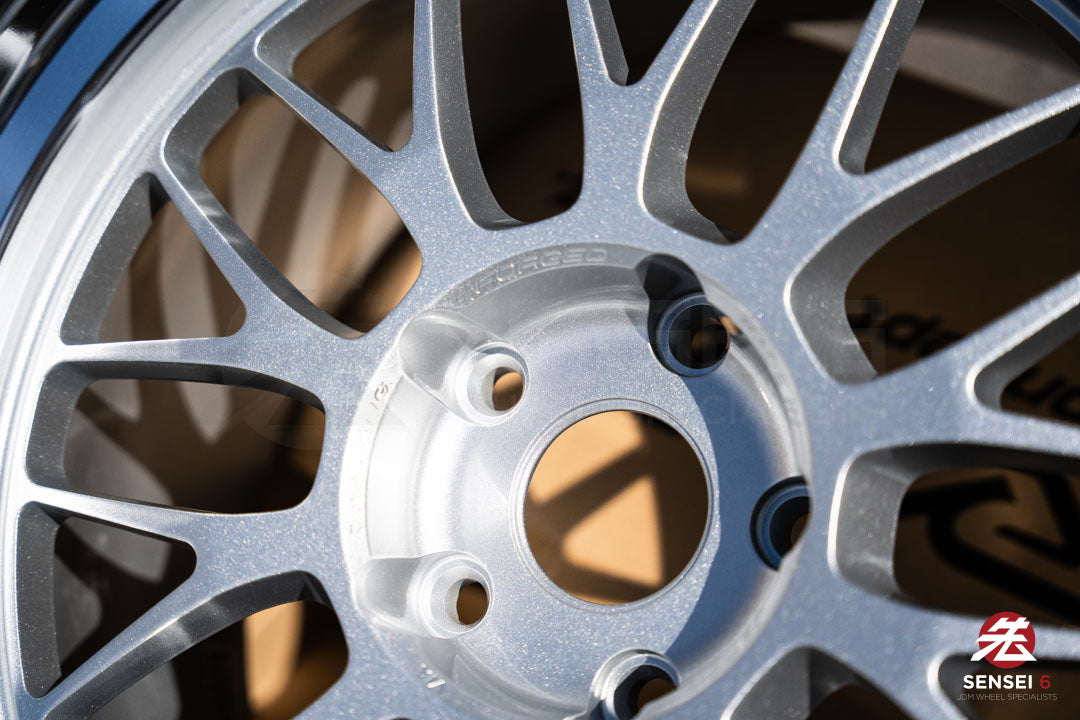 Volk 21A / 18x10.5 +22 / 5x120 / Diamond Silver Rim DC (DS)