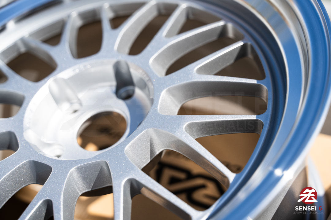 Volk 21A / 18x10.5 +22 / 5x120 / Diamond Silver Rim DC (DS)