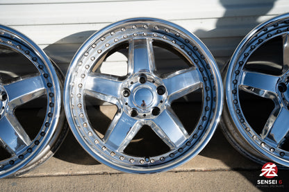 17インチ スターンビースト（中古ホイール）/ 5x114.3 / 17x10 +27 / ハイポリッシュ