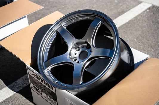 AME Tracer GTV / 18x10.5 +15 / 5x114.3 / Matte Hyper Silver